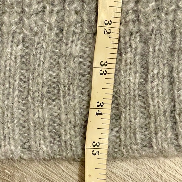 POL Gray Chunky Cable Knit Sweater Size Large NWOT - Picture 7 of 8